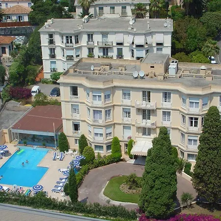 Hotel Carlton 4*