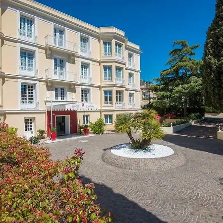 Quality Carlton – 4*